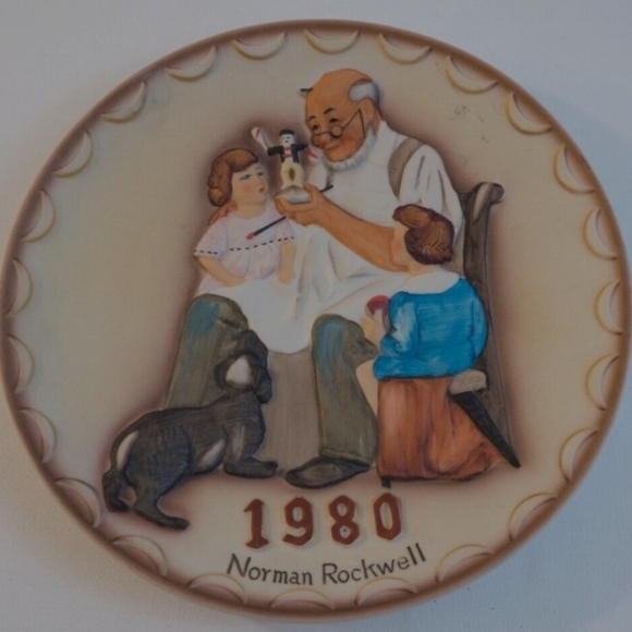 NORMAN ROCKWELL "The Toymaker" Porcelain Plate - 1980 1st Annual Collector Plate - Picture 9 of 9